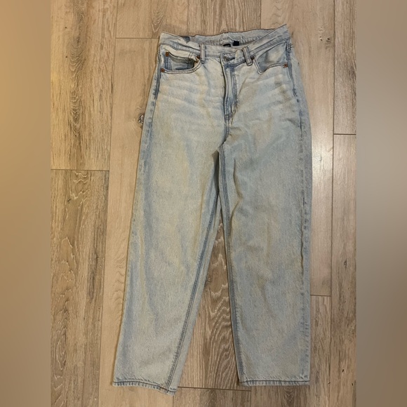 American Eagle Outfitters Denim - American Eagle Outfitters Light Wash Denim highest rise baggy straight size 6